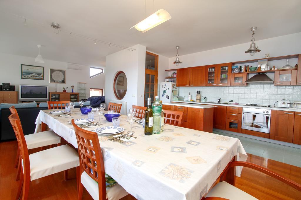 Apartman Lavanda Kali Bagian luar foto